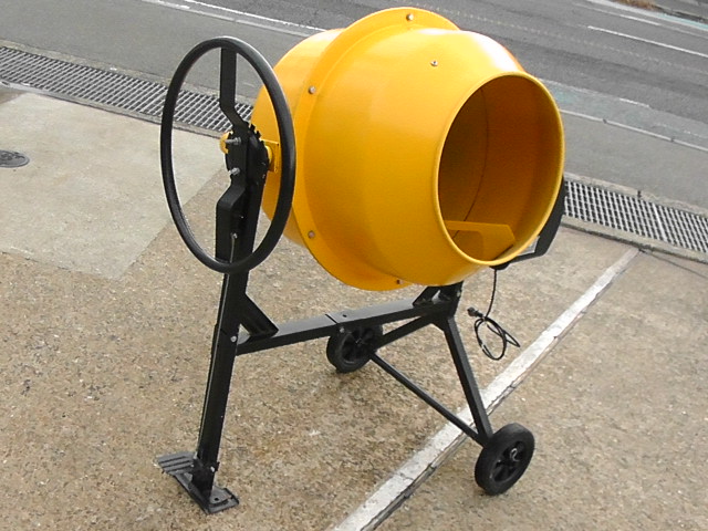 コンクリートミキサー