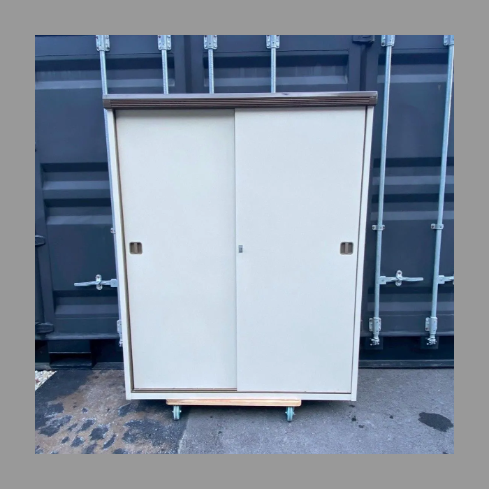 イナバ物置 スリムマン鍵有