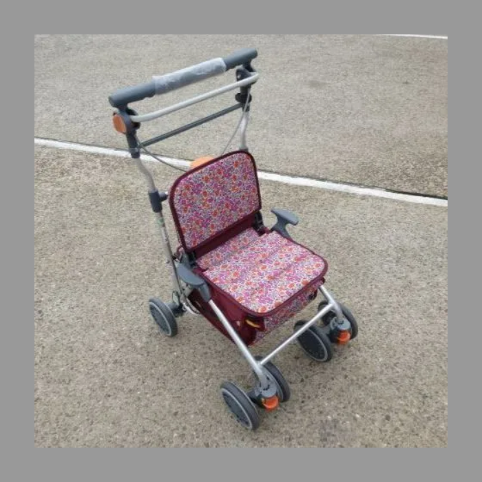 幸和製作所　テイコブ　Tacaof　シルバーカー