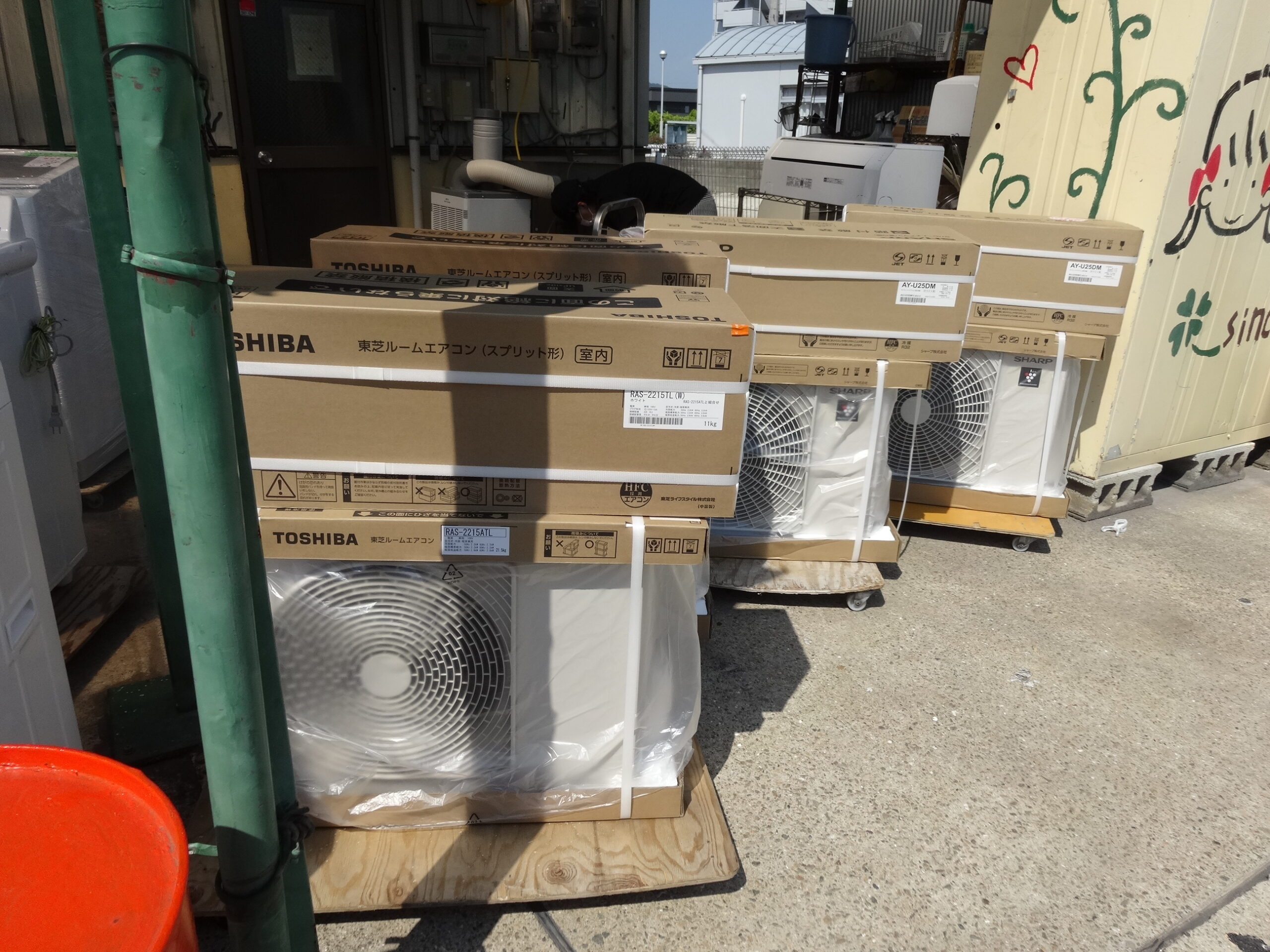 新品★エアコン　続々入荷しました！